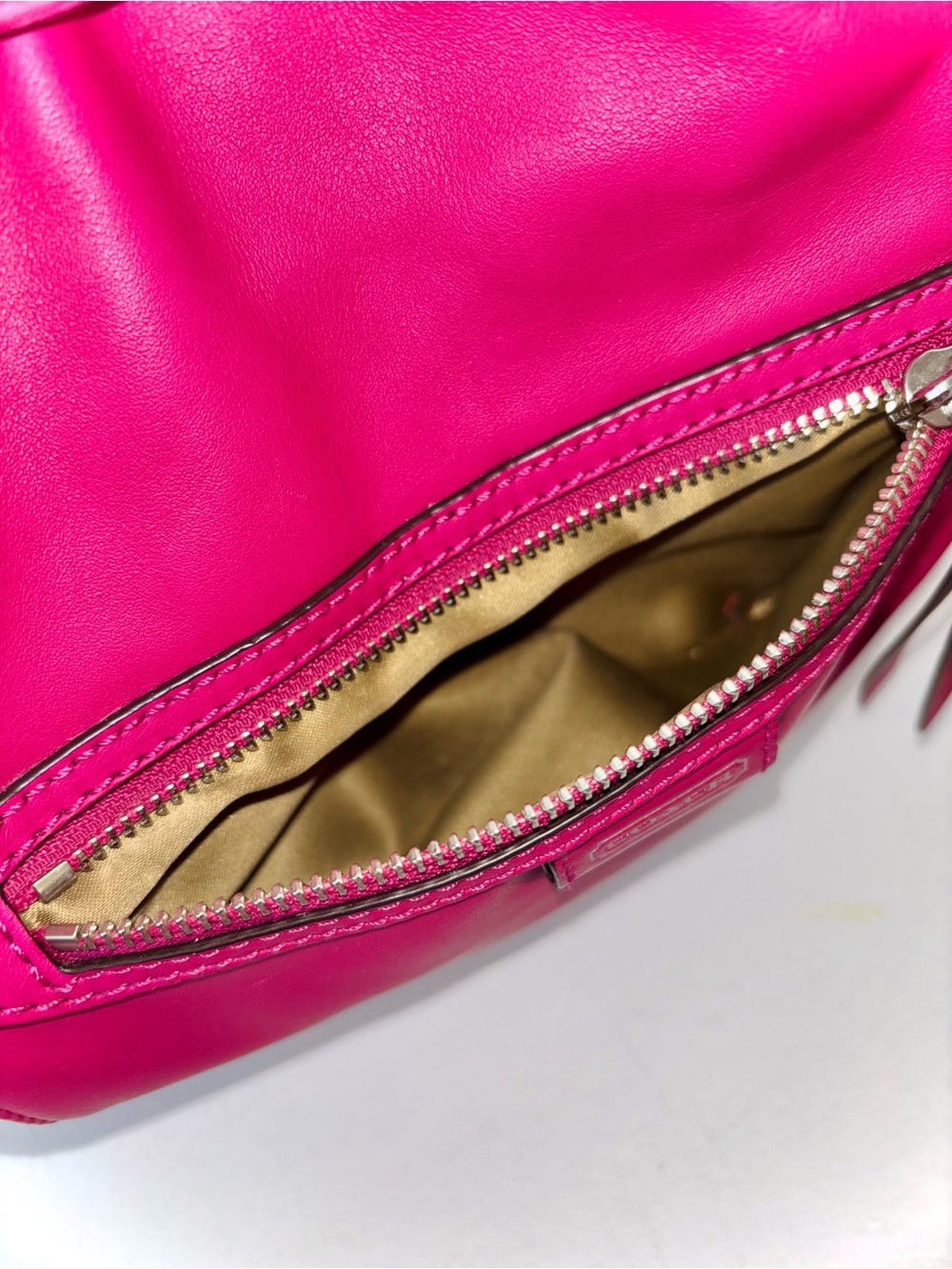 Coach Daisy Drawstring Bag - Picture 5 of 11